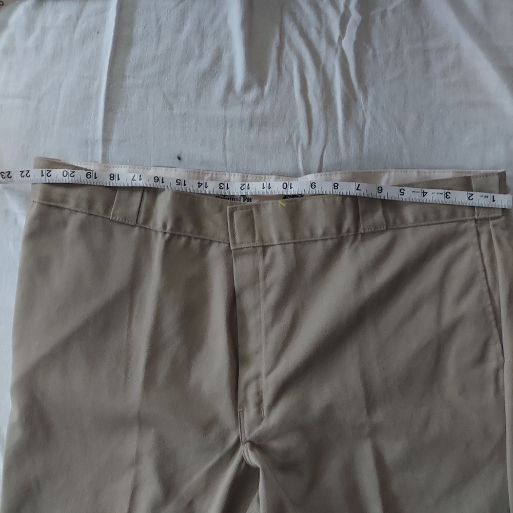 Mens Dickies 874 work pants.  Size 44×30 - Picture 4 of 7
